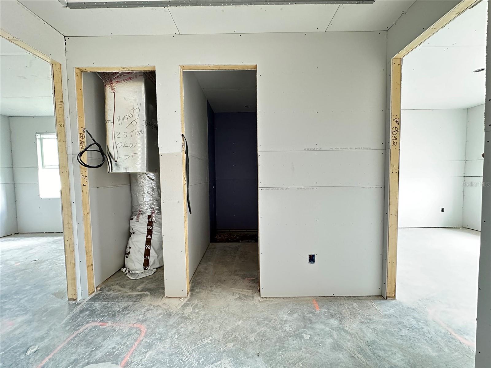 Listing photo id 40 for 5958 Fresh Flora Drive