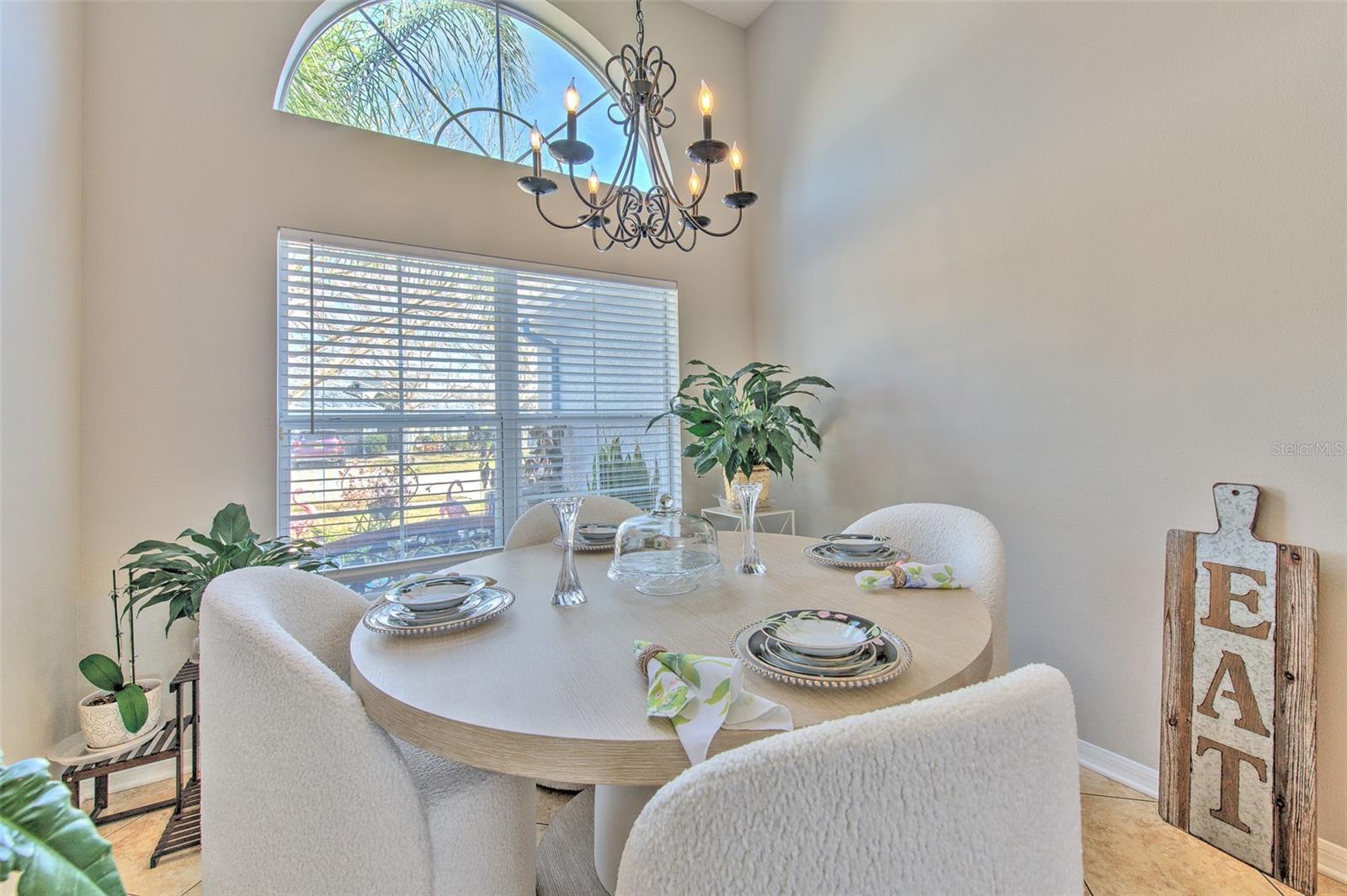 Image 10 of 25 For 4639 Pointe O Woods Drive