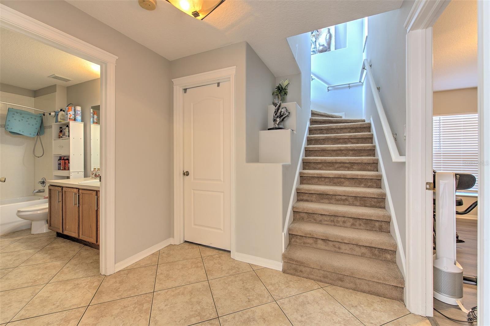 Image 13 of 25 For 4639 Pointe O Woods Drive