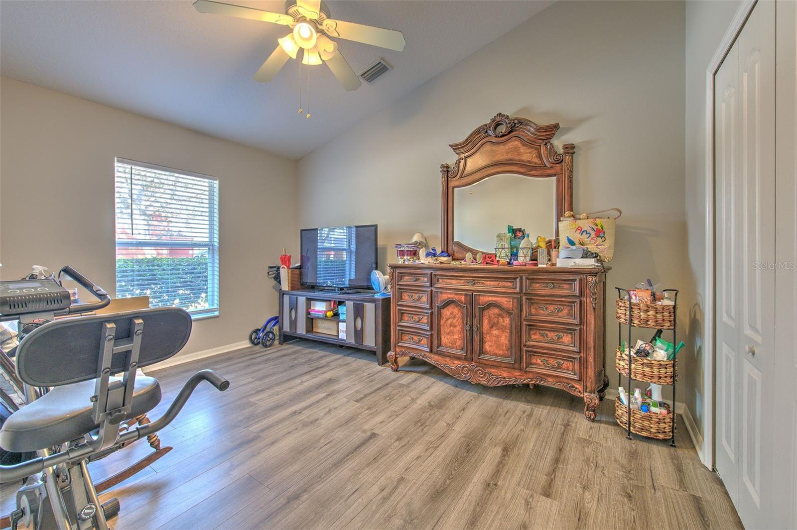 Image 14 of 25 For 4639 Pointe O Woods Drive