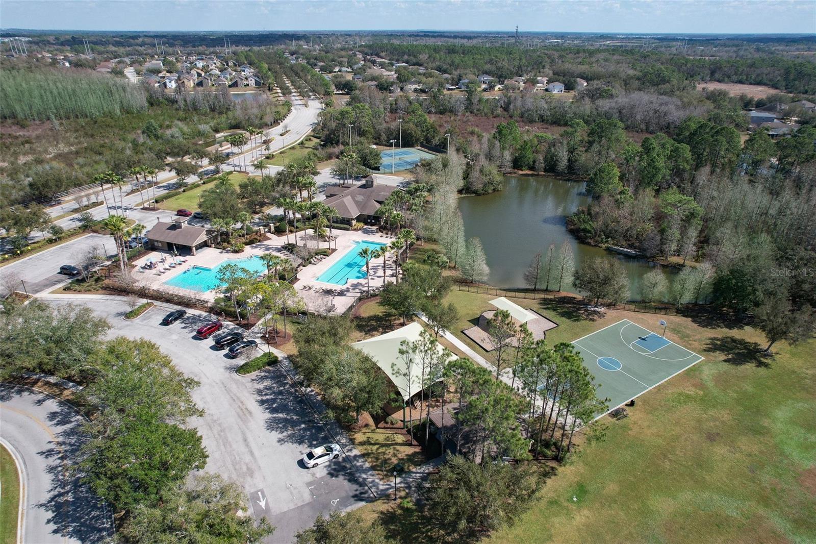 Image 22 of 25 For 4639 Pointe O Woods Drive