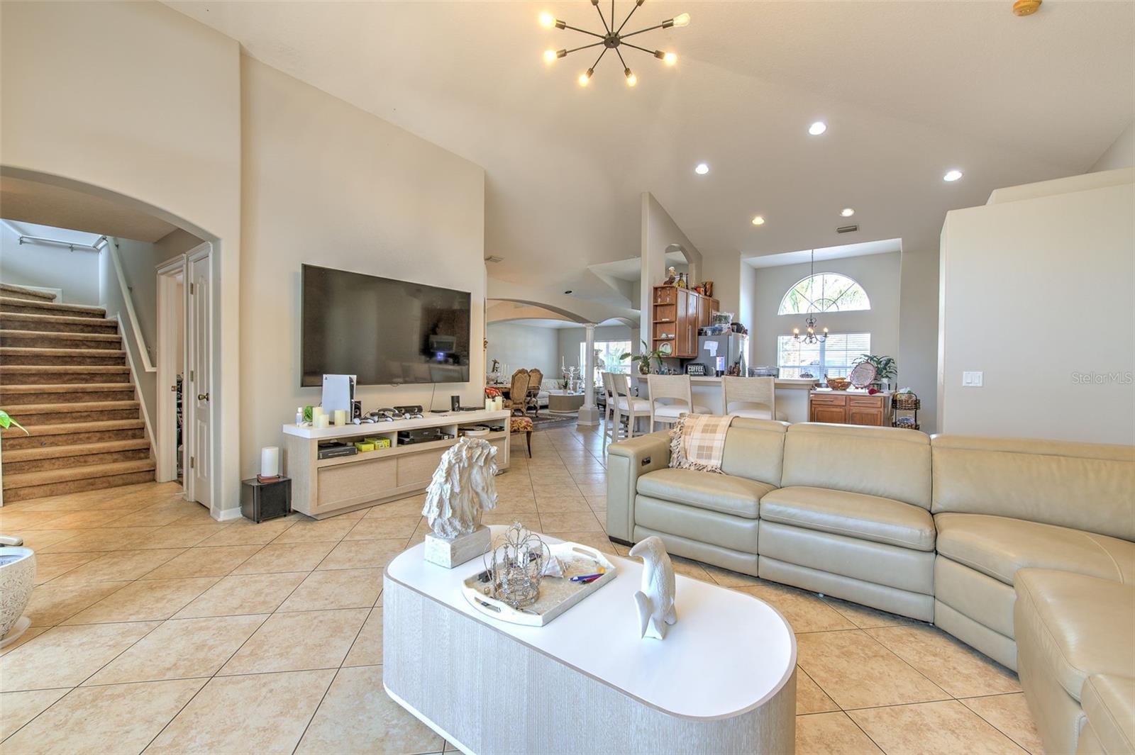 Image 8 of 25 For 4639 Pointe O Woods Drive