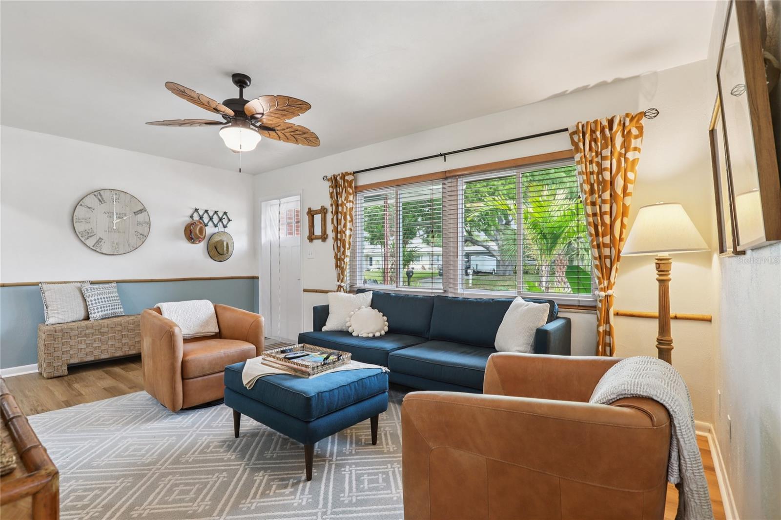 Image 16 of 74 For 797 Lakeside Drive