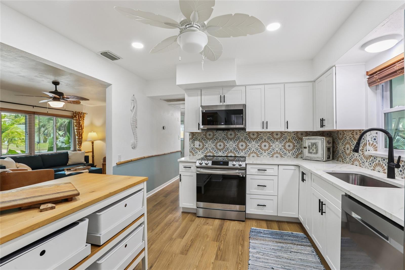 Image 18 of 74 For 797 Lakeside Drive