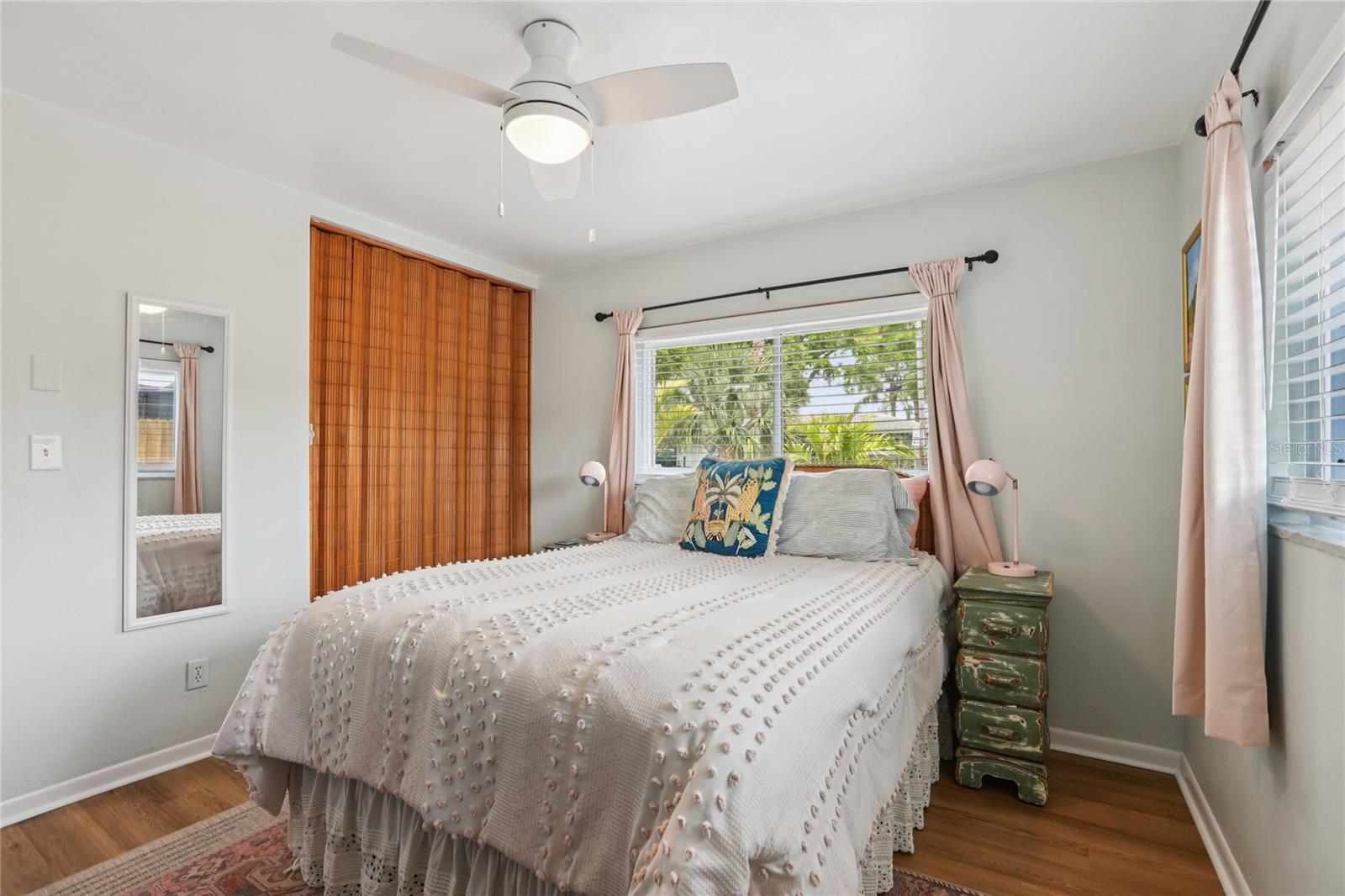 Image 28 of 74 For 797 Lakeside Drive