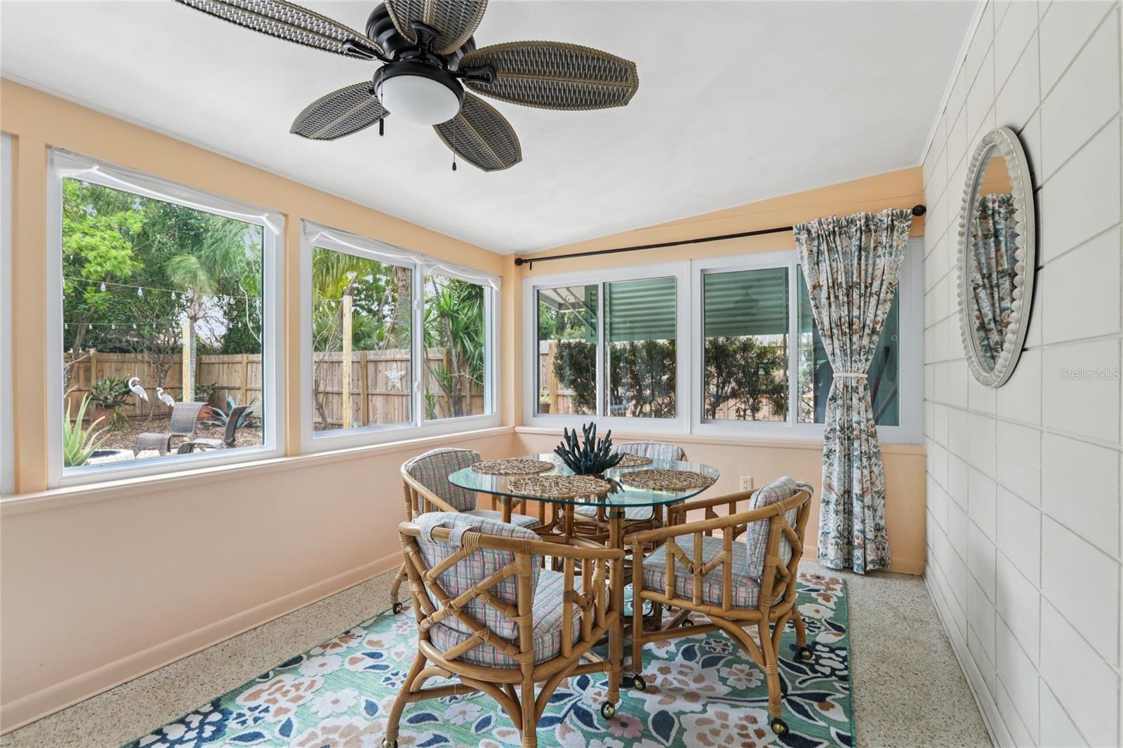 Image 37 of 74 For 797 Lakeside Drive