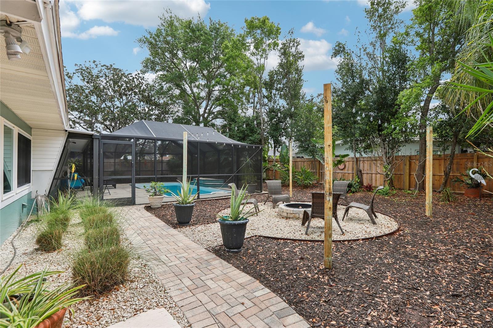 Image 56 of 74 For 797 Lakeside Drive