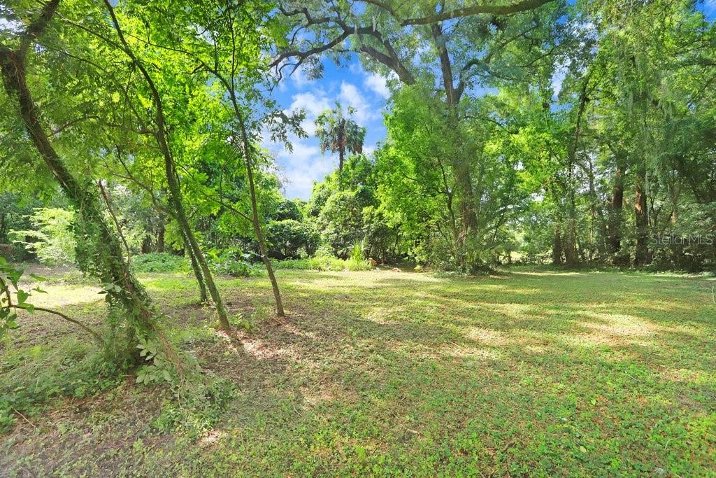 Image 9 of 17 For 37352 ½ Trilby Road