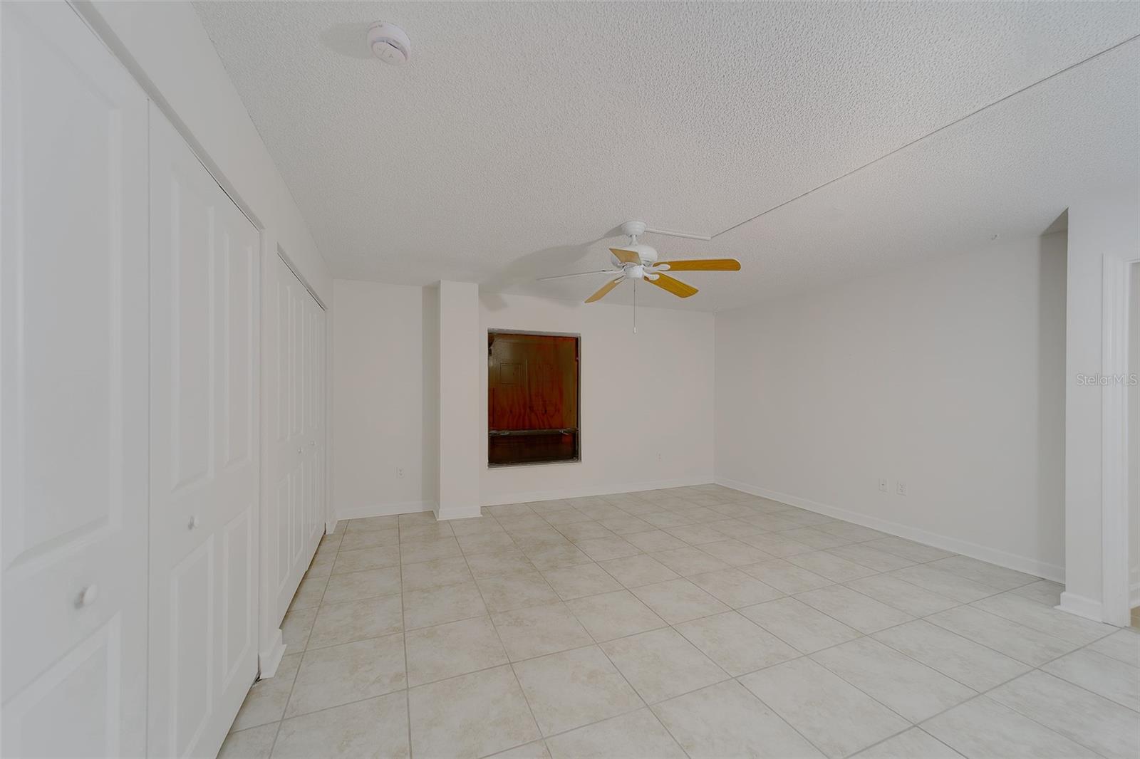 Image 24 of 38 For 450 Gulfview Boulevard 208