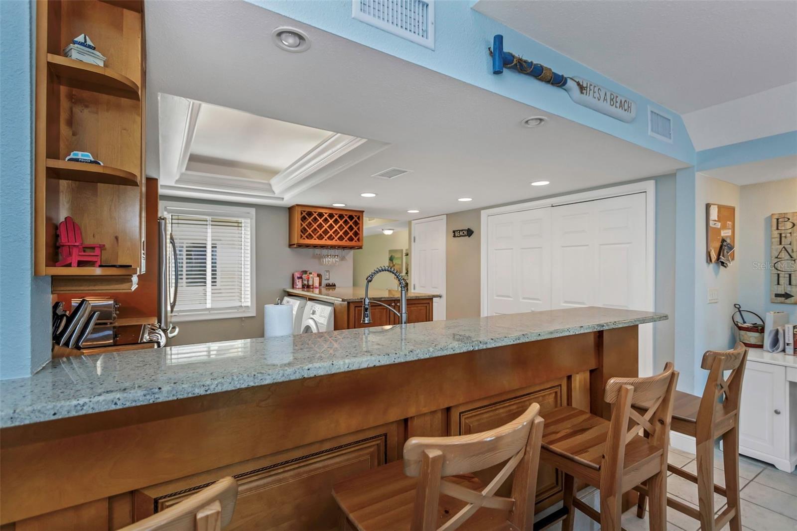 Image 10 of 75 For 20204 Gulf Boulevard 9