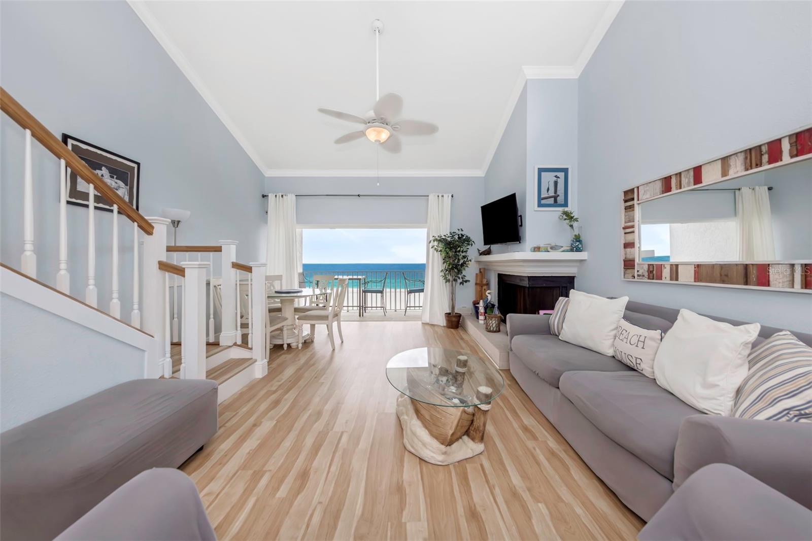 Image 4 of 75 For 20204 Gulf Boulevard 9