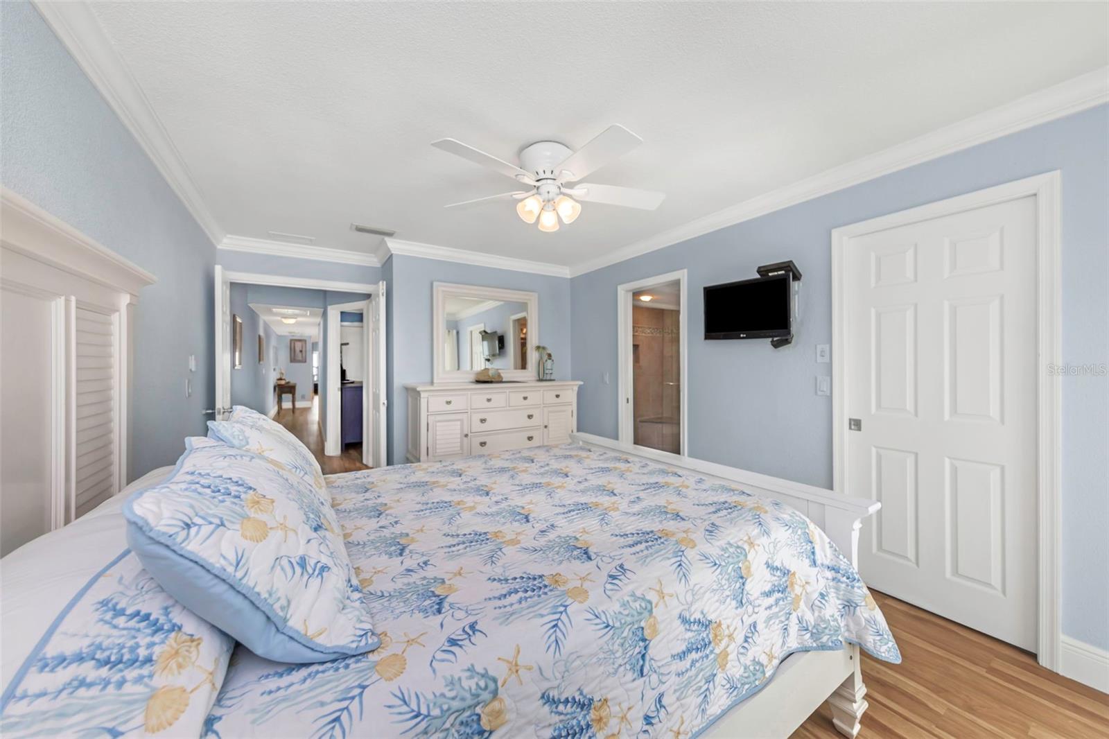 Image 47 of 75 For 20204 Gulf Boulevard 9