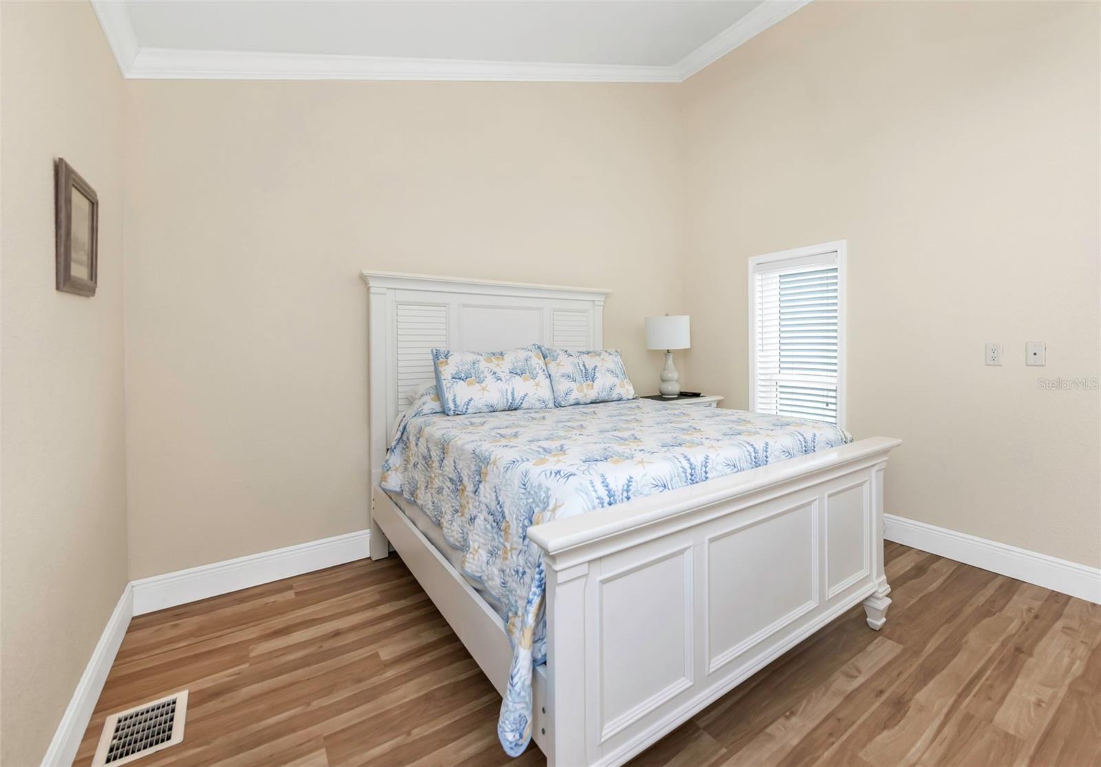 Image 54 of 75 For 20204 Gulf Boulevard 9