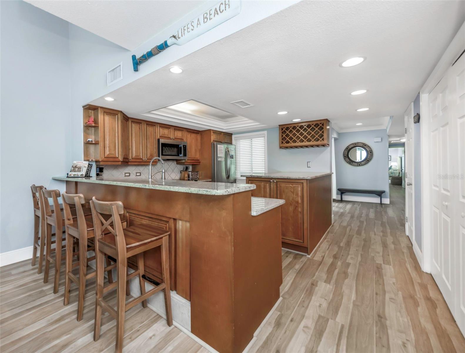 Image 8 of 75 For 20204 Gulf Boulevard 9