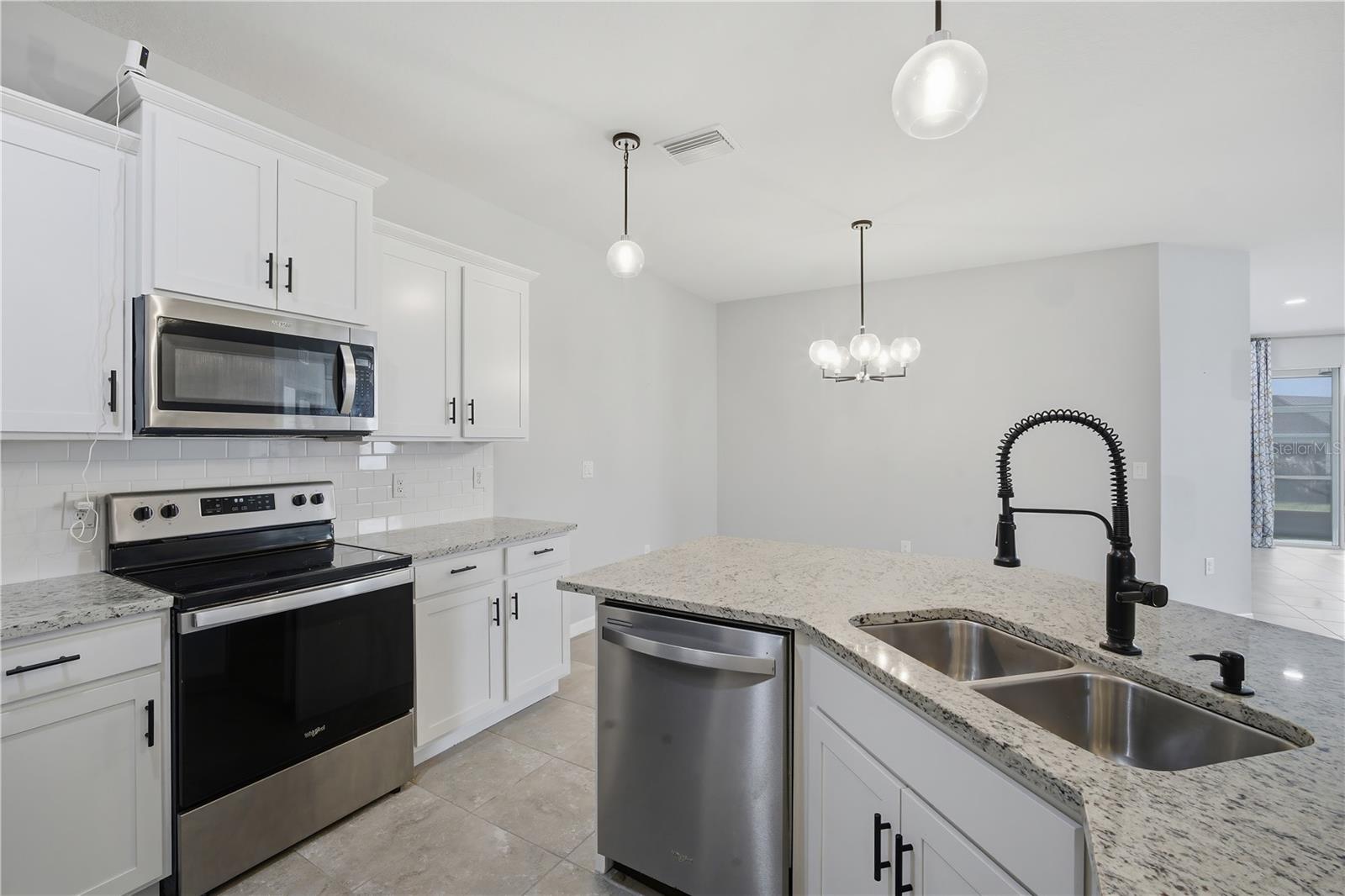 Image 9 of 29 For 7796 Stonebrook Circle