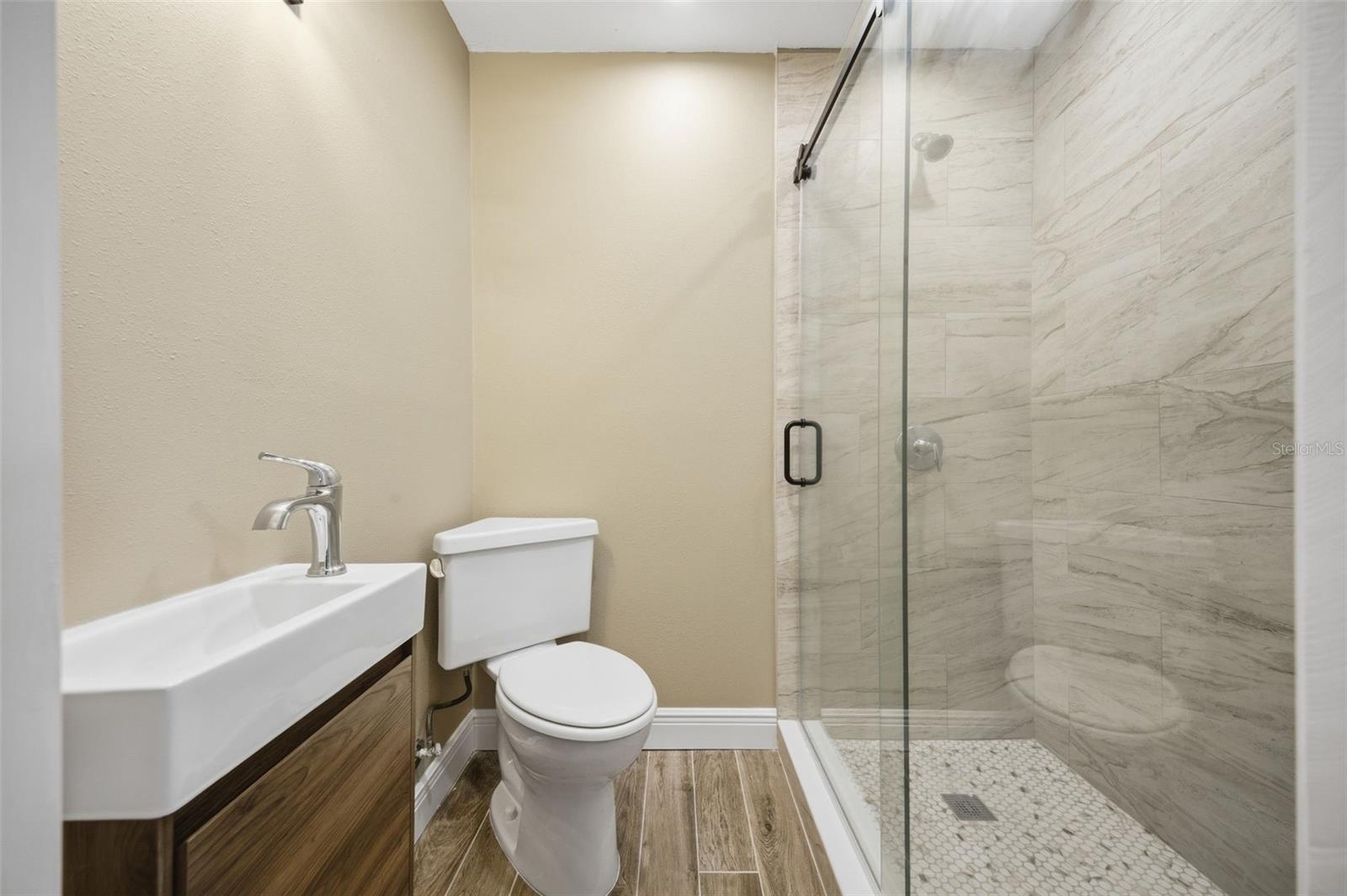 Image 20 of 59 For 440 89th Avenue