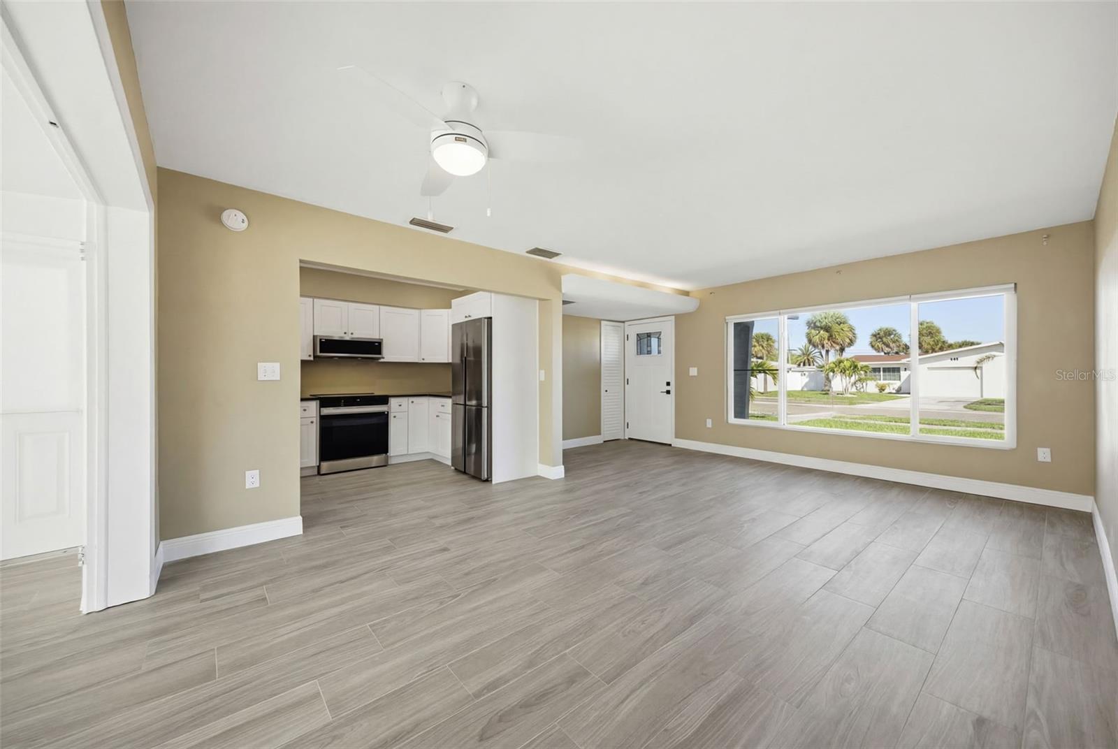 Image 6 of 59 For 440 89th Avenue