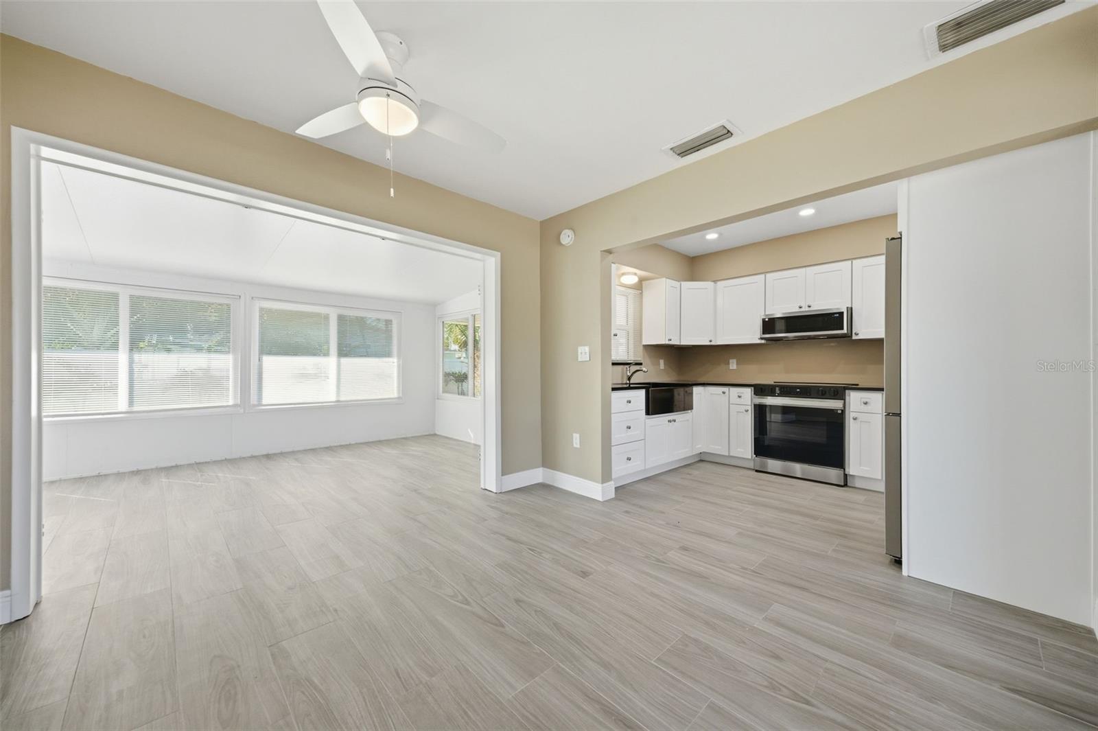 Image 7 of 59 For 440 89th Avenue