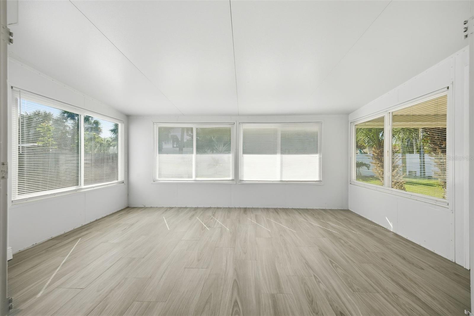 Image 8 of 59 For 440 89th Avenue