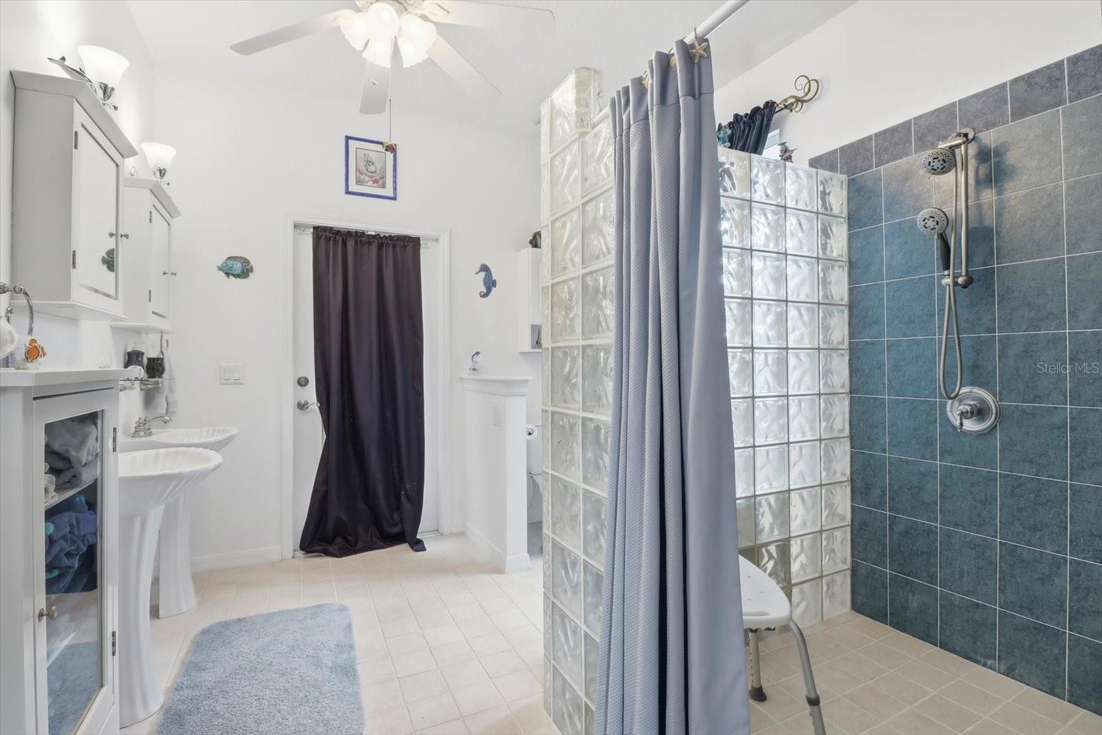 Image 16 of 33 For 5432 Pecos Terrace