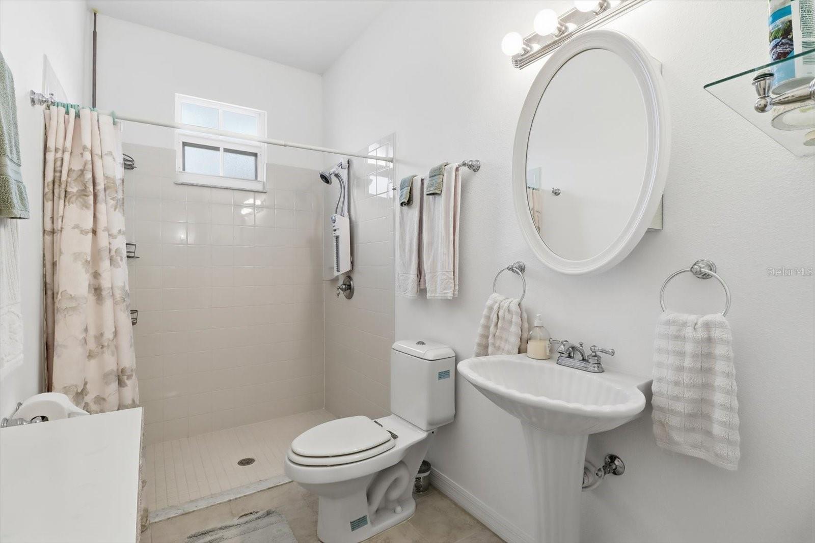 Image 24 of 33 For 5432 Pecos Terrace