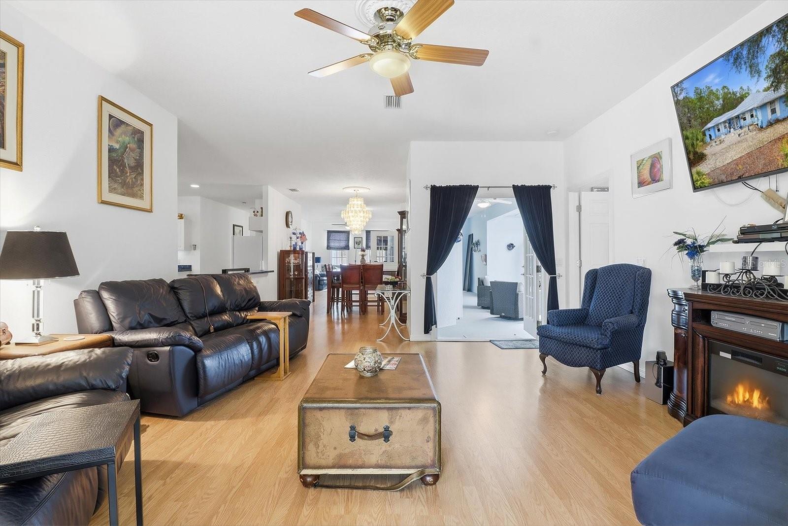 Image 7 of 33 For 5432 Pecos Terrace