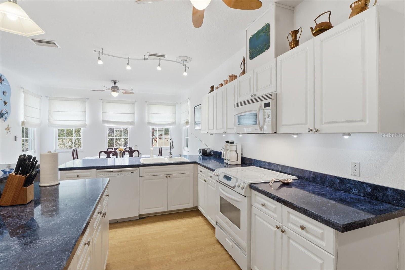 Image 9 of 33 For 5432 Pecos Terrace