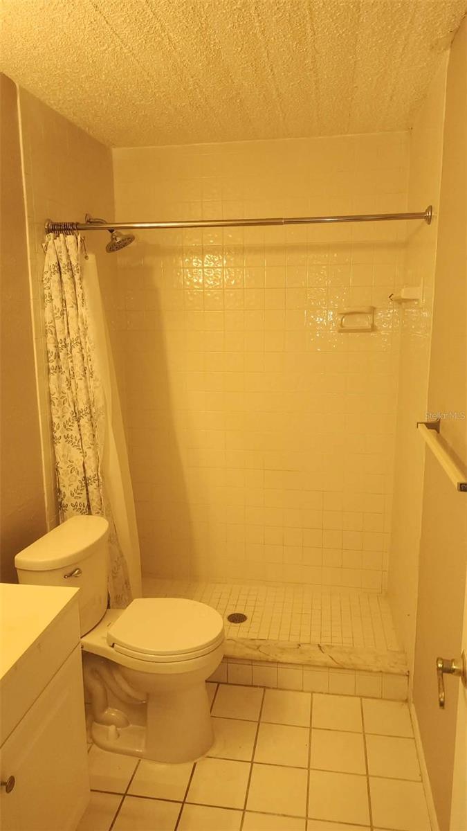 Image 10 of 22 For 5508 Pokeweed Court 146