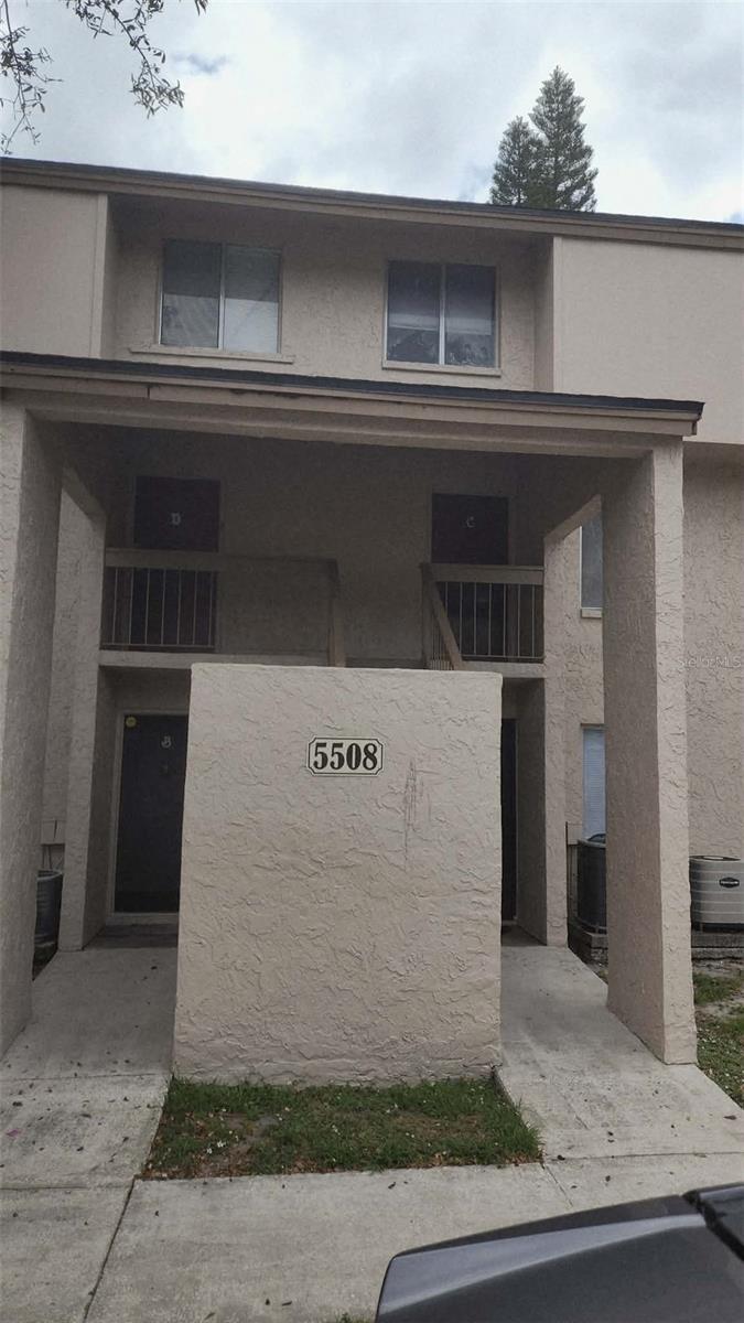 Image 3 of 22 For 5508 Pokeweed Court 146