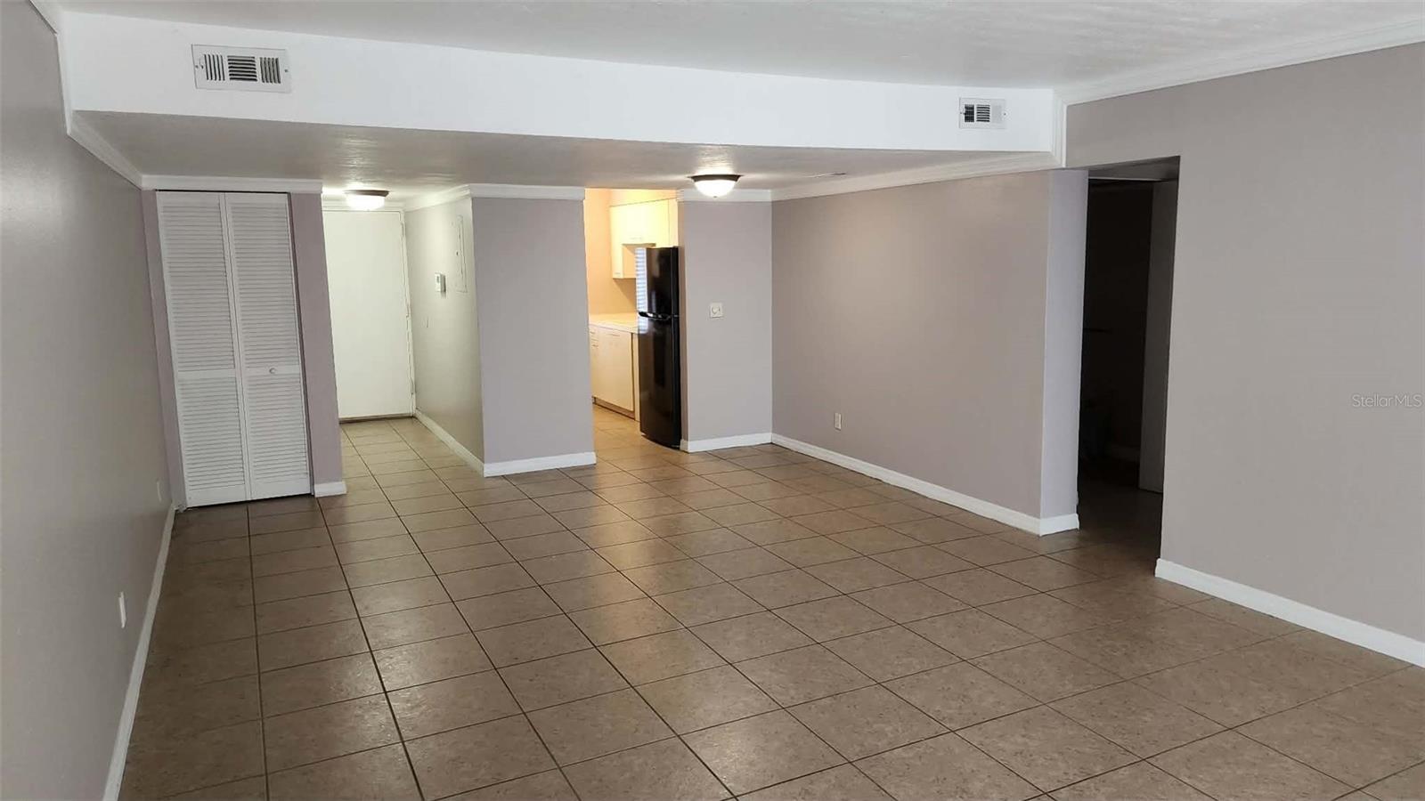 Image 5 of 22 For 5508 Pokeweed Court 146