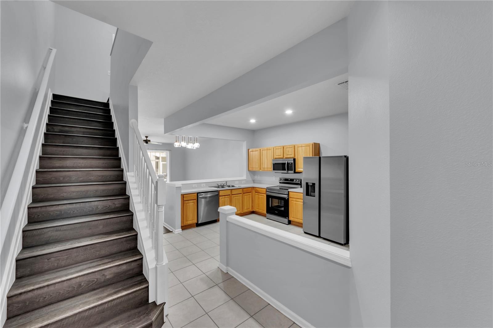 Image 11 of 30 For 26546 Castleview Way