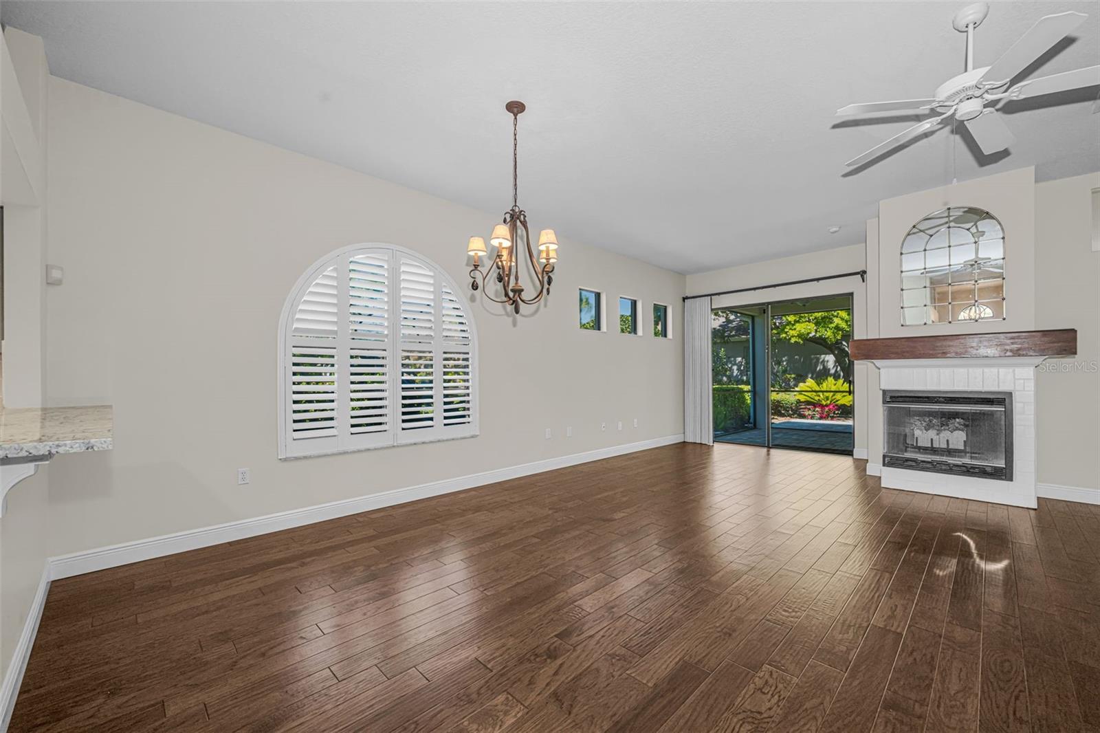 Image 15 of 91 For 4777 Edge Park Drive