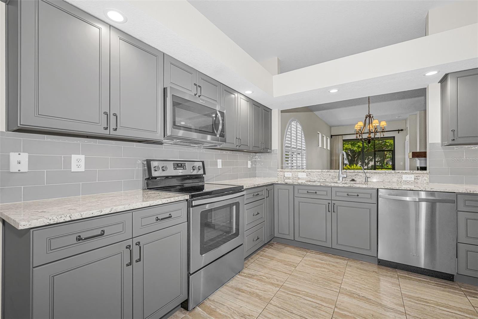 Image 19 of 91 For 4777 Edge Park Drive