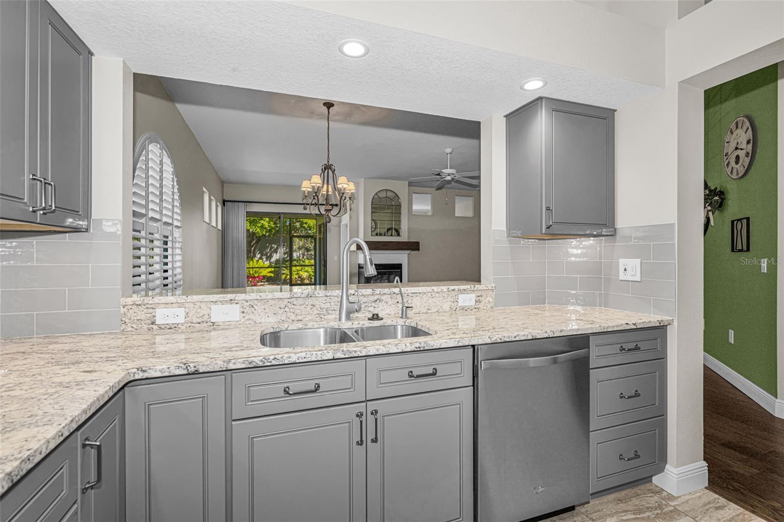 Image 21 of 91 For 4777 Edge Park Drive