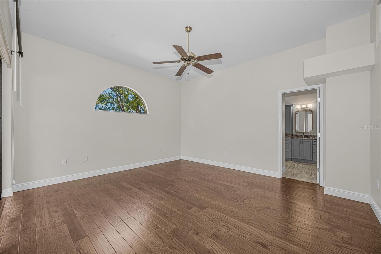 Image 26 of 91 For 4777 Edge Park Drive