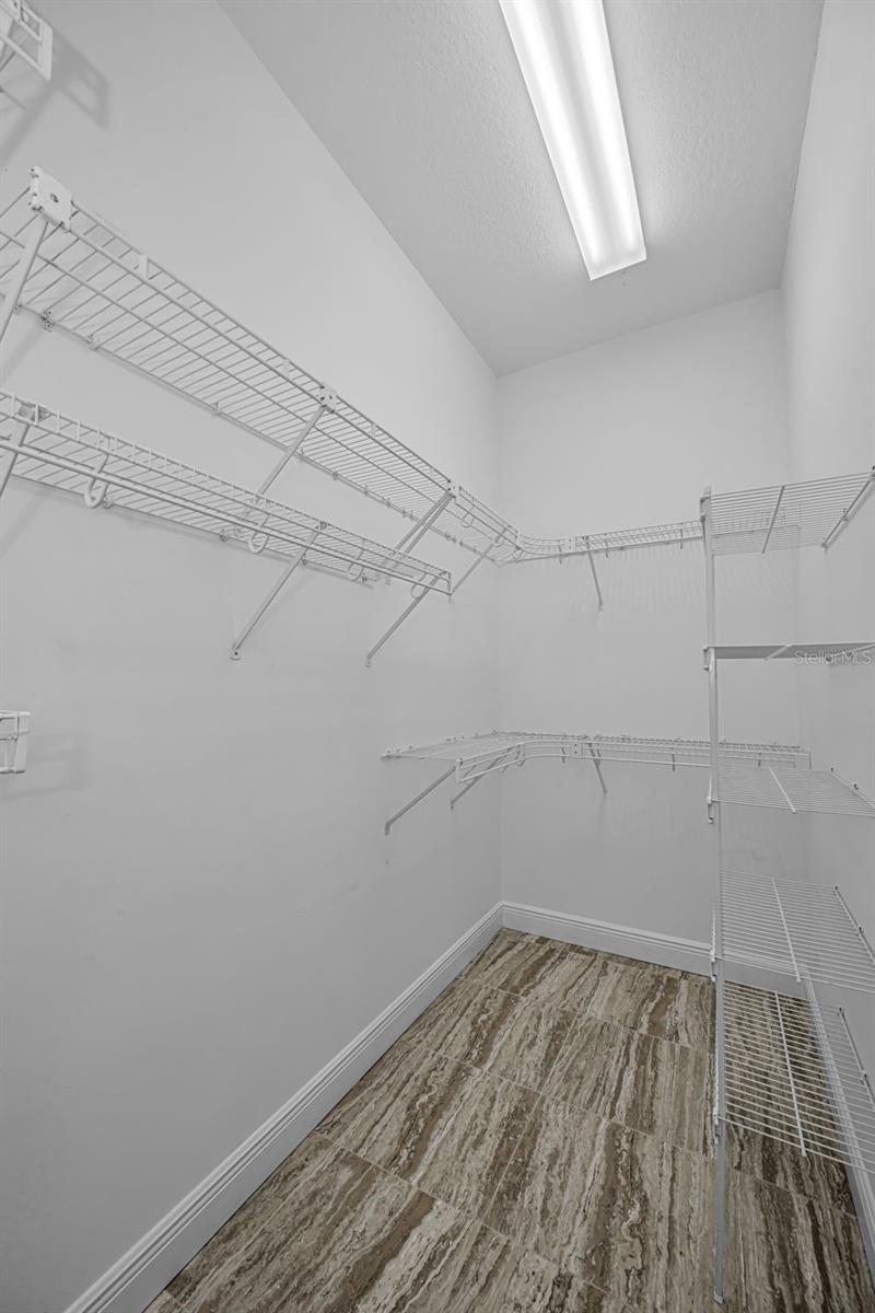 Image 32 of 91 For 4777 Edge Park Drive