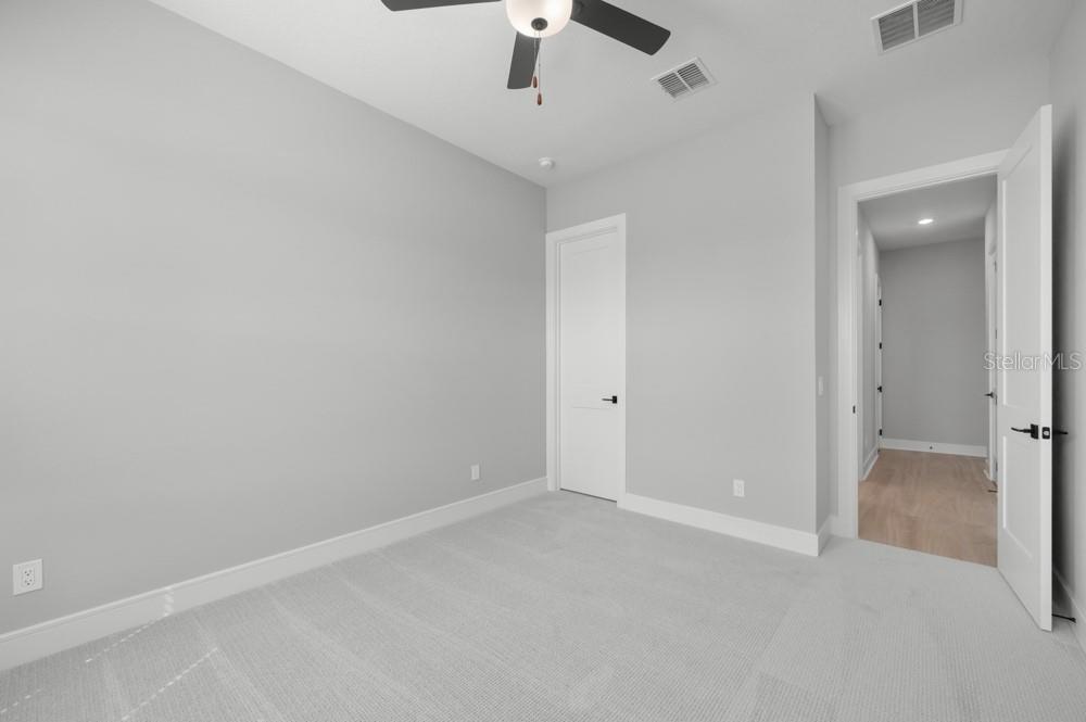 Image 23 of 34 For 36798 Sundowner Trail