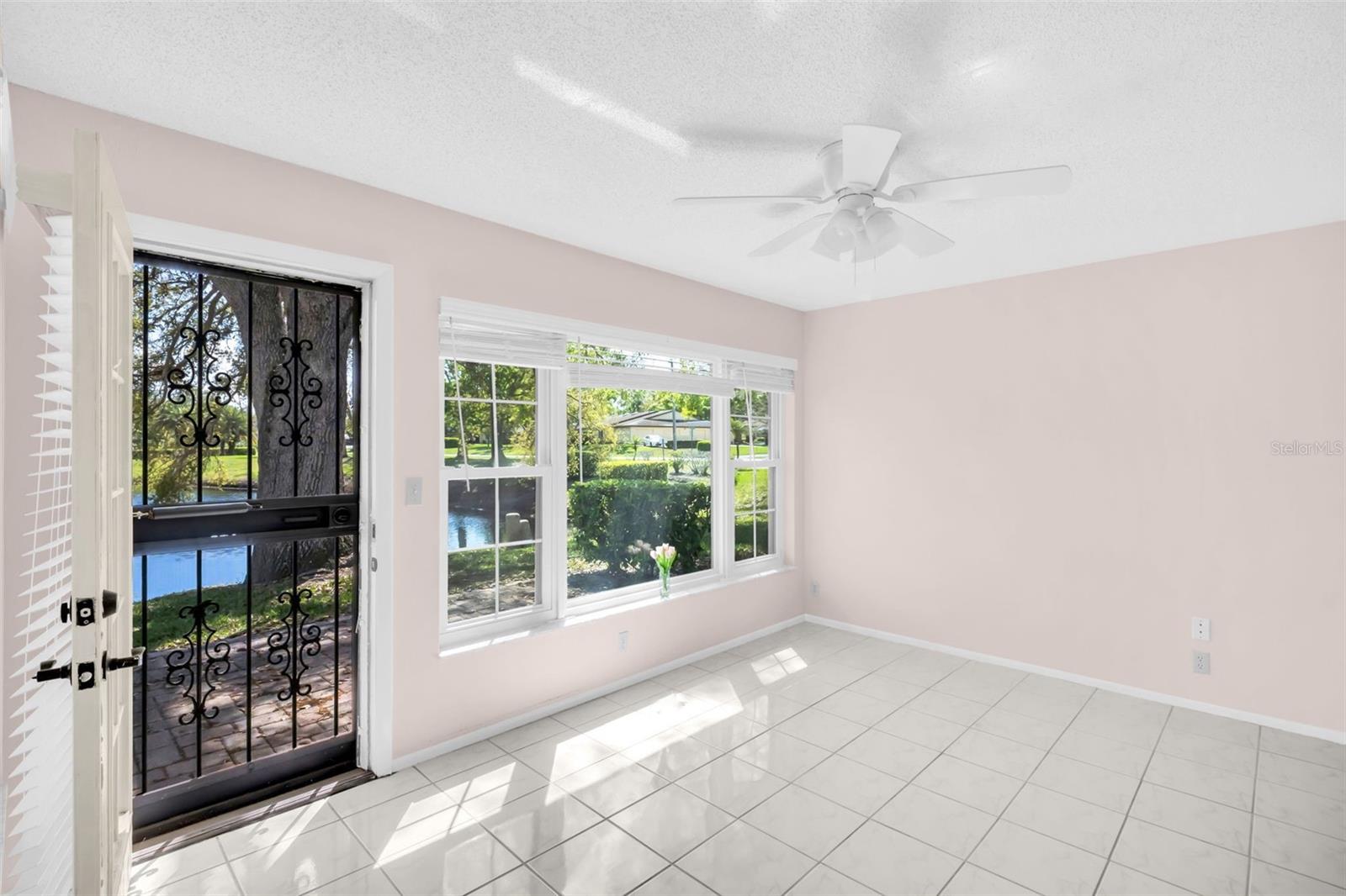 Image 16 of 66 For 3466 Sutton Place