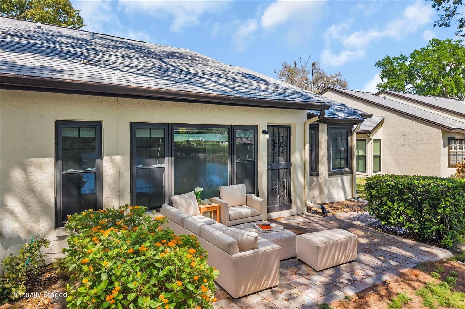 Image 19 of 66 For 3466 Sutton Place