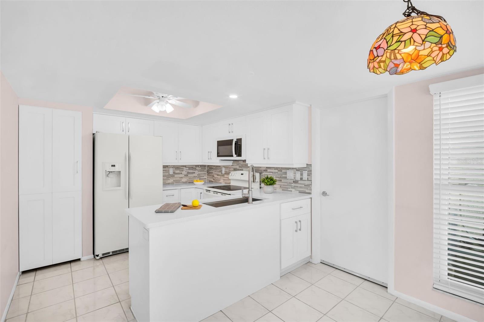 Image 24 of 66 For 3466 Sutton Place