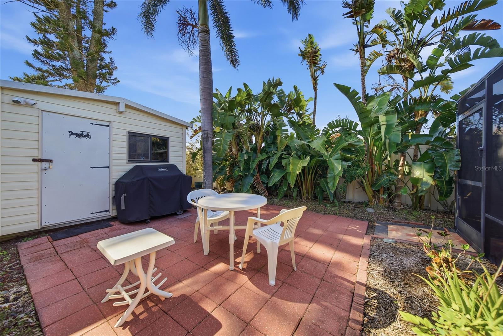 Image 22 of 30 For 2904 Norwich Drive W