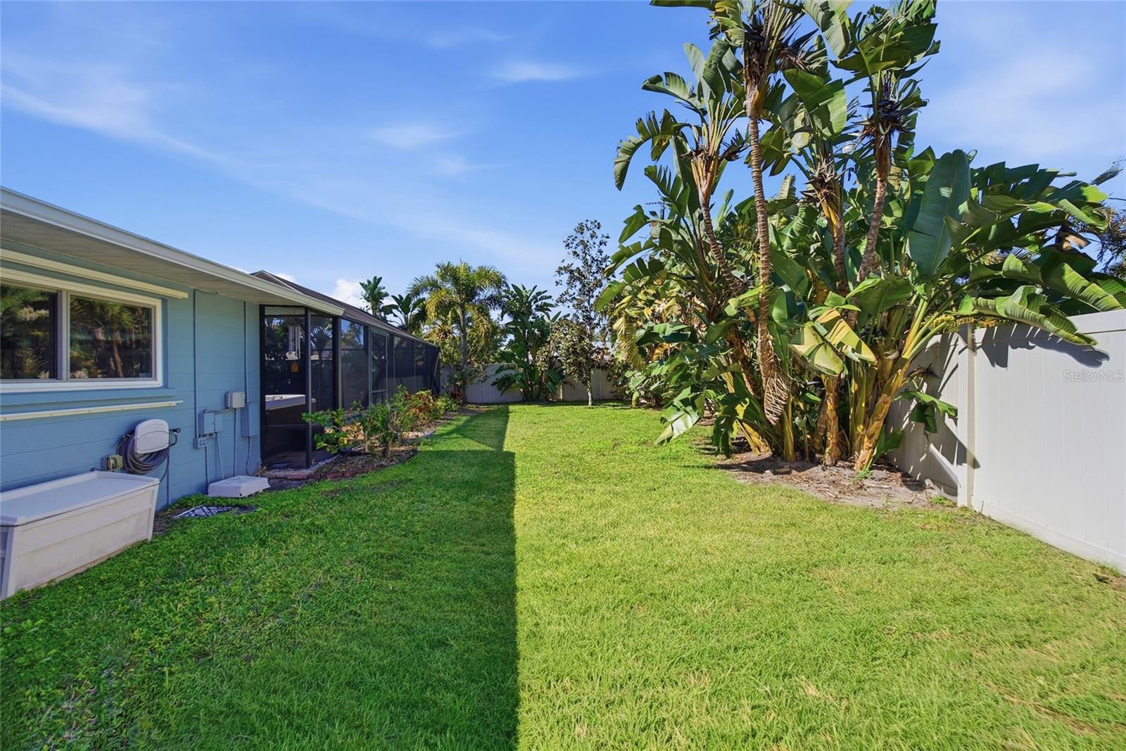 Image 25 of 30 For 2904 Norwich Drive W