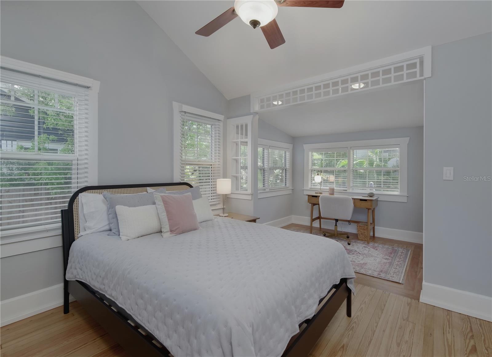 Image 10 of 31 For 1201 Highland Street N