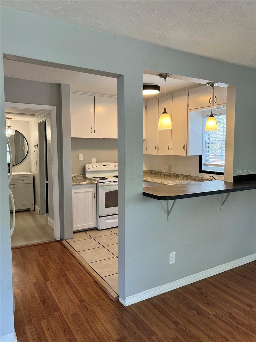 Image 19 of 31 For 1201 Highland Street N