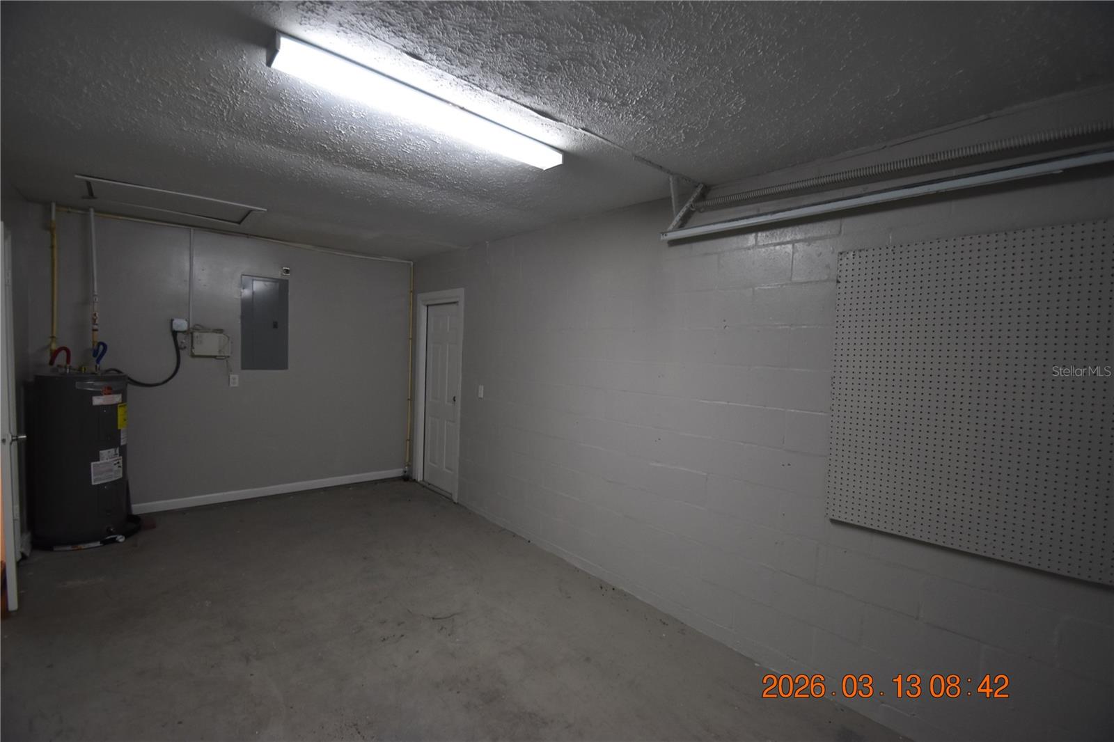 Image 36 of 40 For 4711 Serena Drive