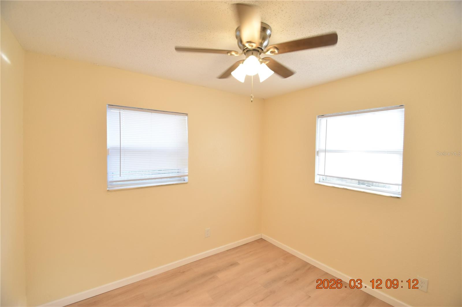 Image 22 of 30 For 1106 Seneca Avenue