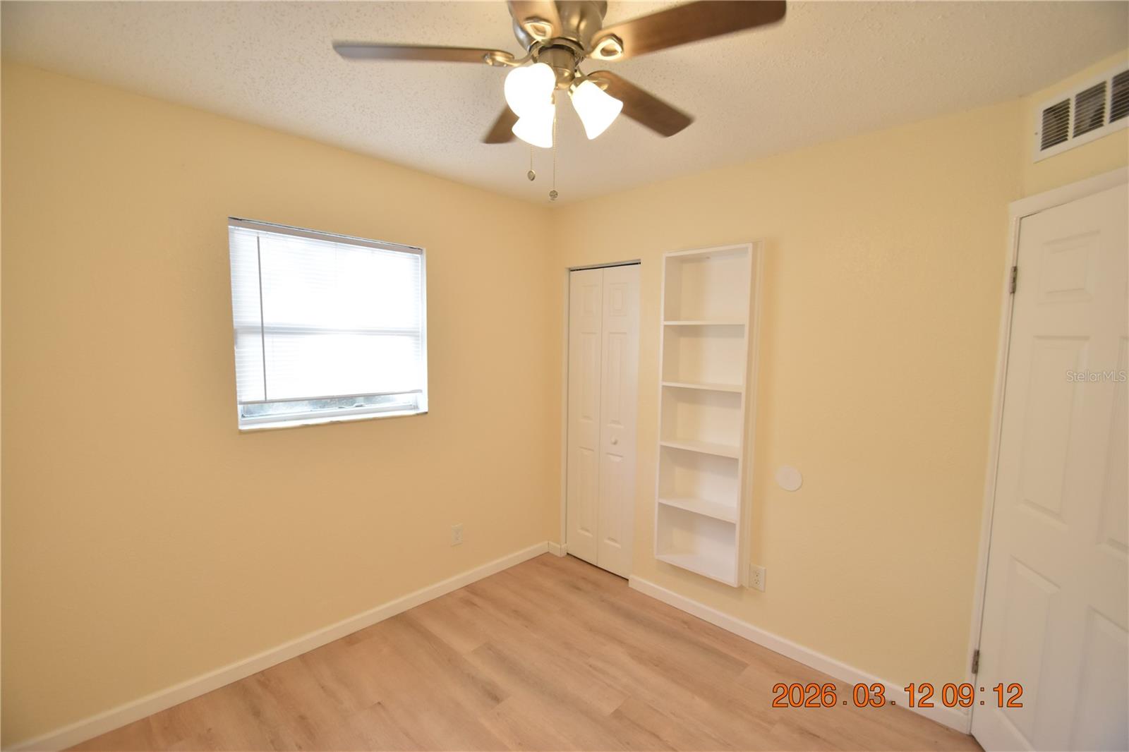 Image 23 of 30 For 1106 Seneca Avenue