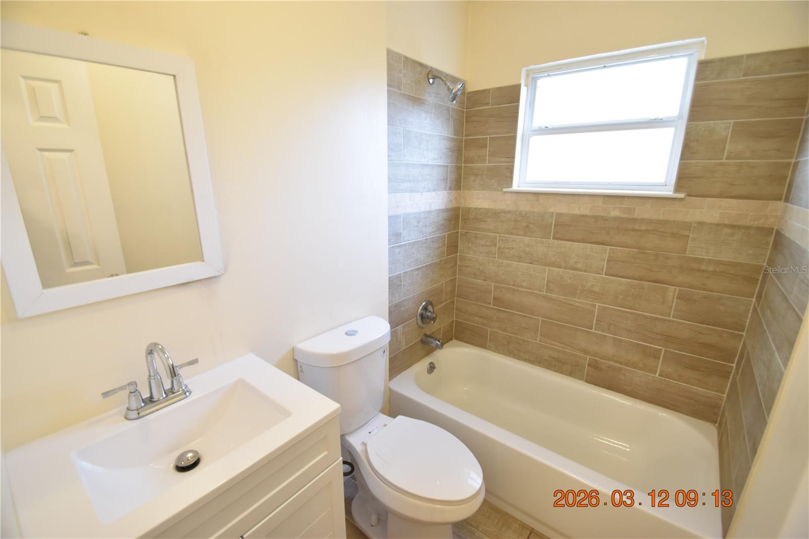 Image 26 of 30 For 1106 Seneca Avenue