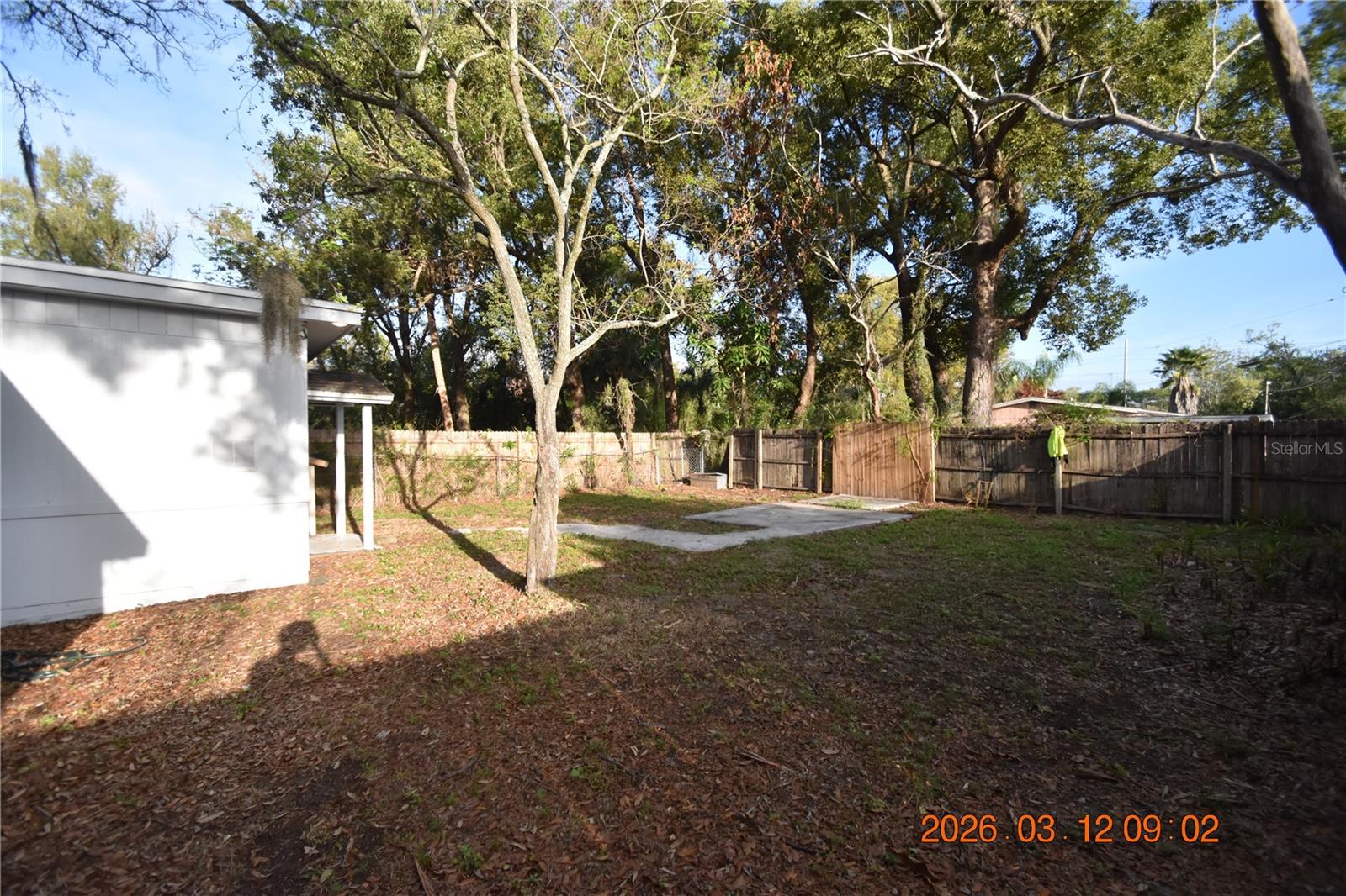 Image 29 of 30 For 1106 Seneca Avenue