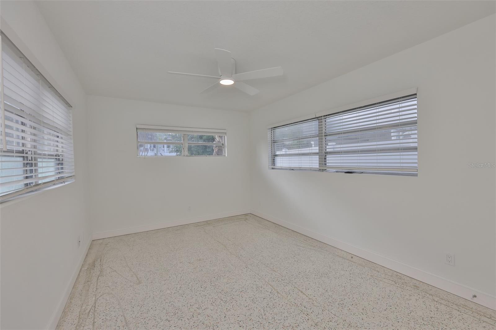 Image 29 of 43 For 419 12th Avenue